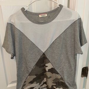 Andree Women’s  Tri-Tone Gray Camo Tee